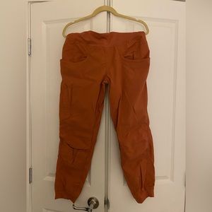 Prana Kanab Pant, color Clove size Medium